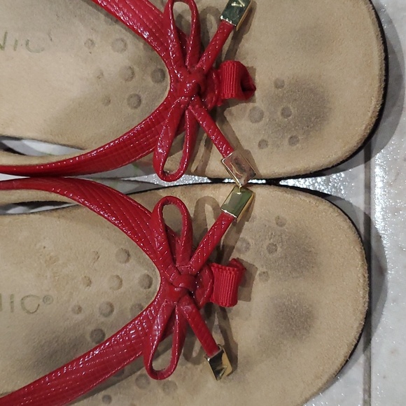 Vionic Bella Sandals 3 Pairs Size 5 - Picture 3 of 6